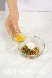 Приготовление блюда по рецепту - Яблоки с медовым соусом. Шаг 2